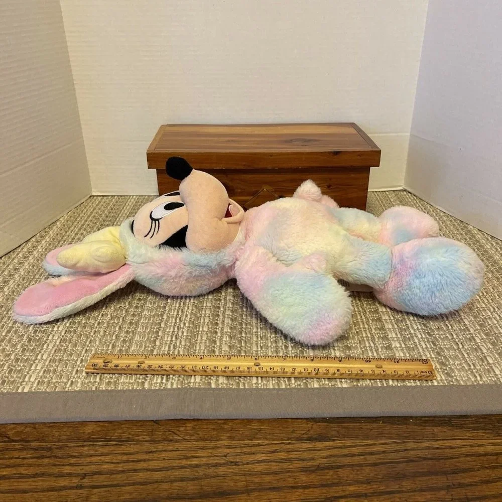 2020 DISNEY STORE EXCLUSIVE - 18